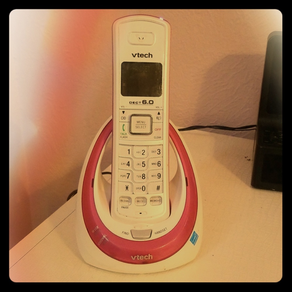 GIRLS VINTAGE VTECH PHONE